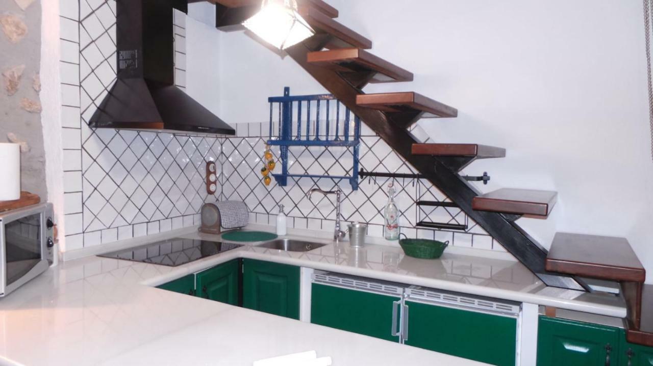 Vivienda Rural Fuente De Los Gusarapos Burunchel Exterior photo